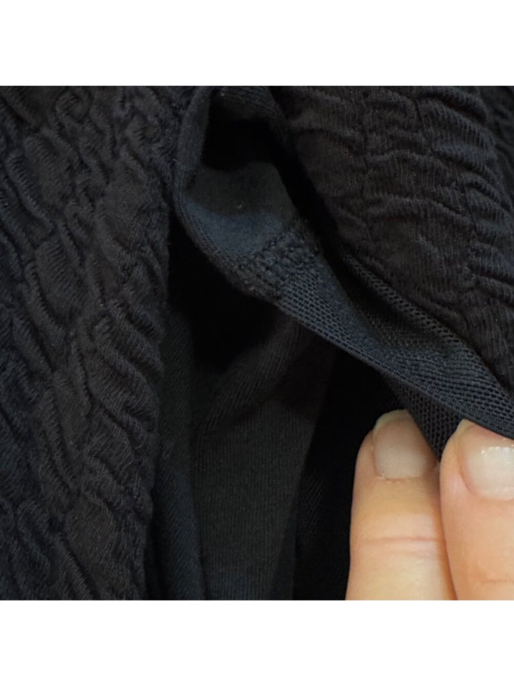 Lululemon Rippled Full-Zip Black Jacket Women's 12 Funnel Neck Oversized Relaxed - Picture 9 of 9